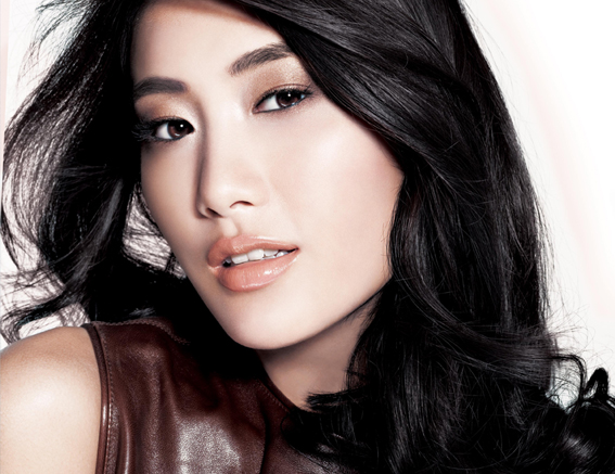 Shu-Pei Qin, nueva portavoz de Maybelline NY